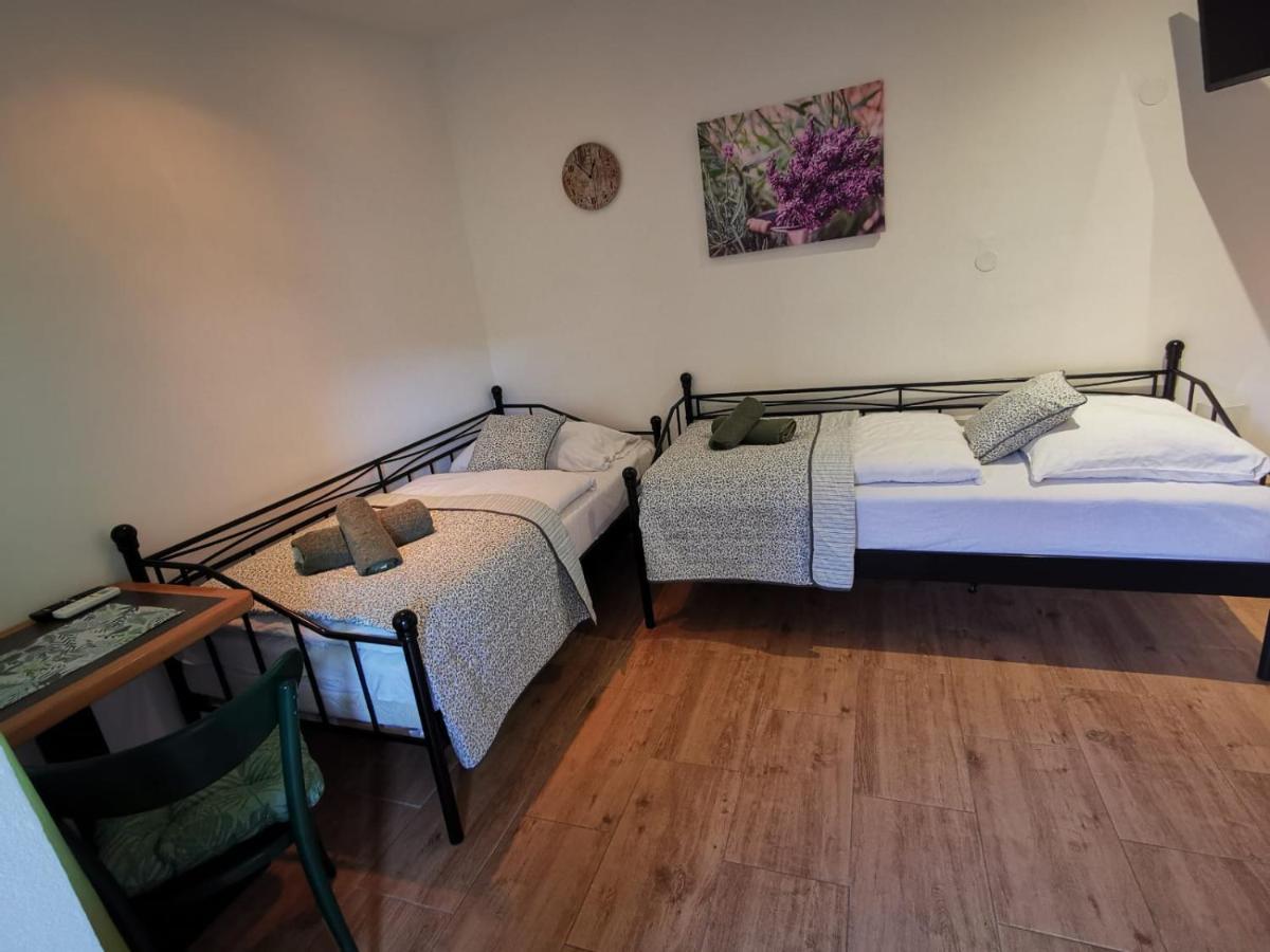 Hotel Palackeho 135 Mělník 外观 照片