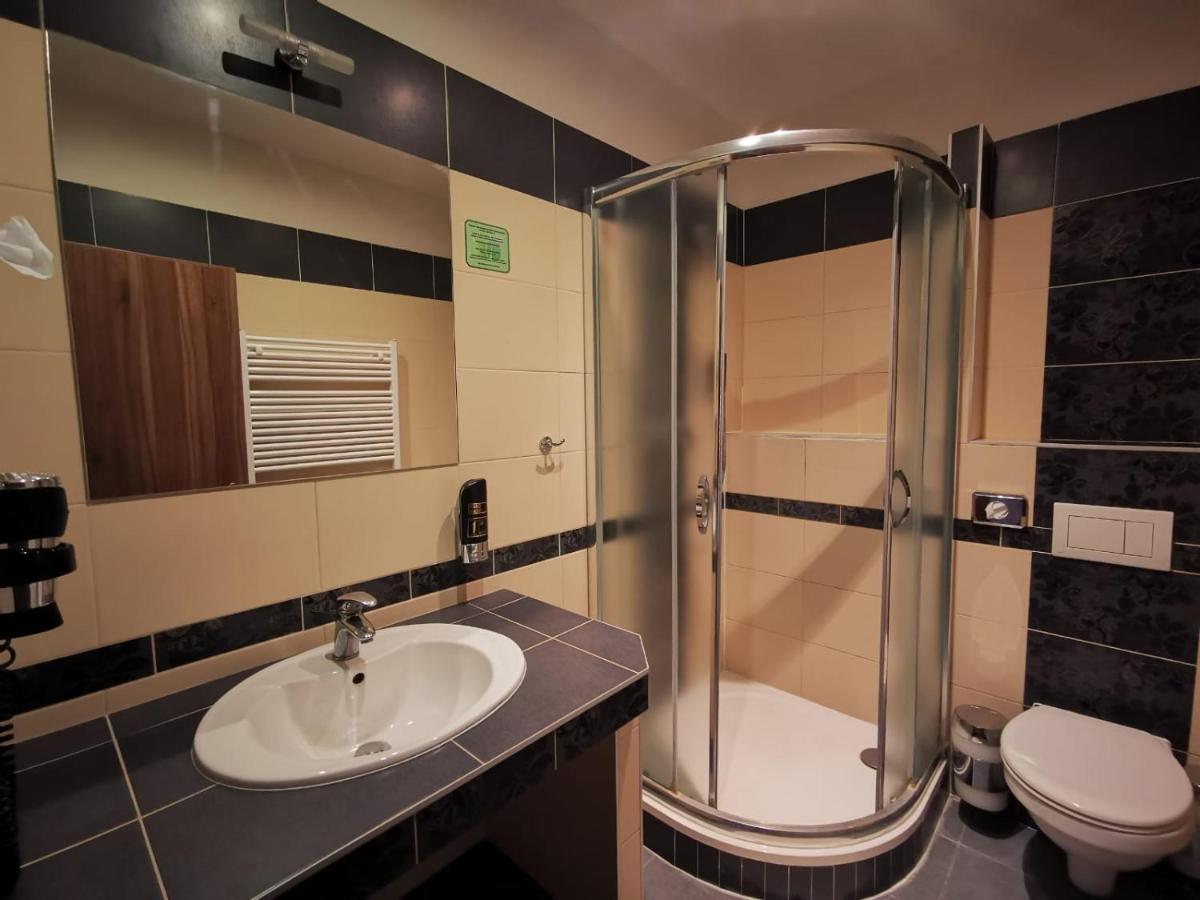 Hotel Palackeho 135 Mělník 外观 照片
