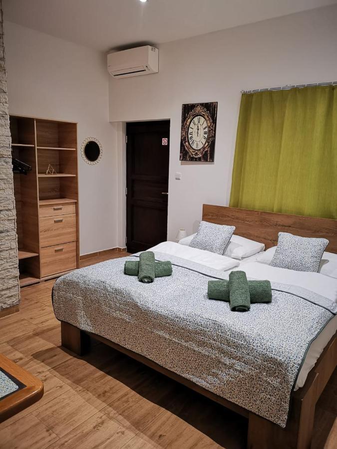 Hotel Palackeho 135 Mělník 外观 照片